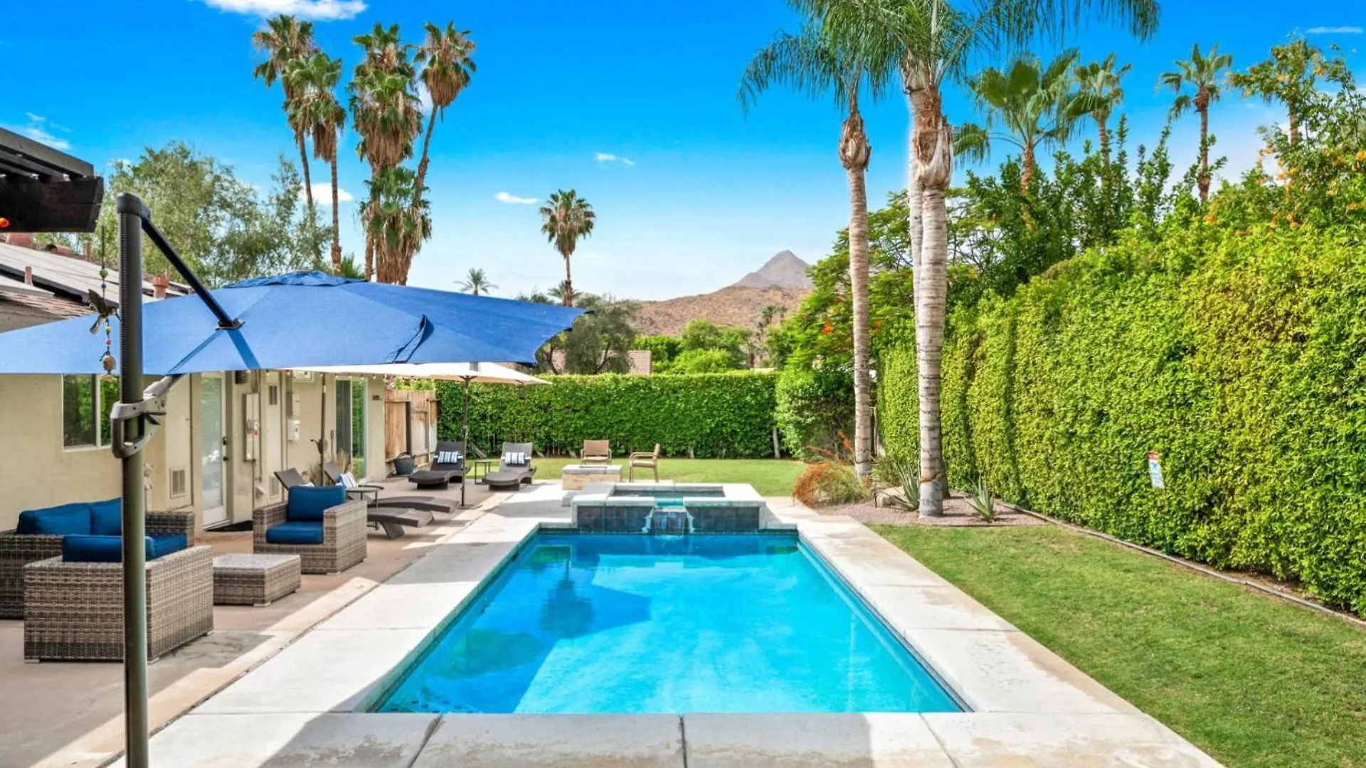 *Home - 2117 S Divot Ln, Palm Springs